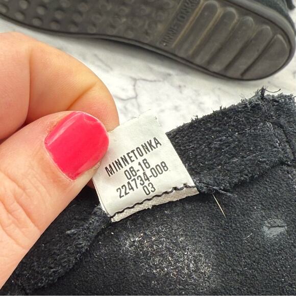 Minnetonka Black Moccasins with Mid-Calf Height and Fringe, Girls Size 2. - Picture 7 of 7